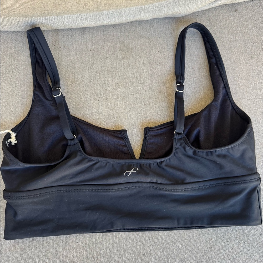 Freely, Black, Cropped Tankini, Size Large - Picture 2 of 4